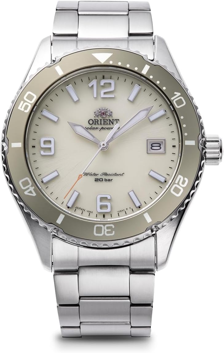 Reloj ORIENT Mako Solar RN-WJ0003S con diseño elegante y esfera tridimensional.