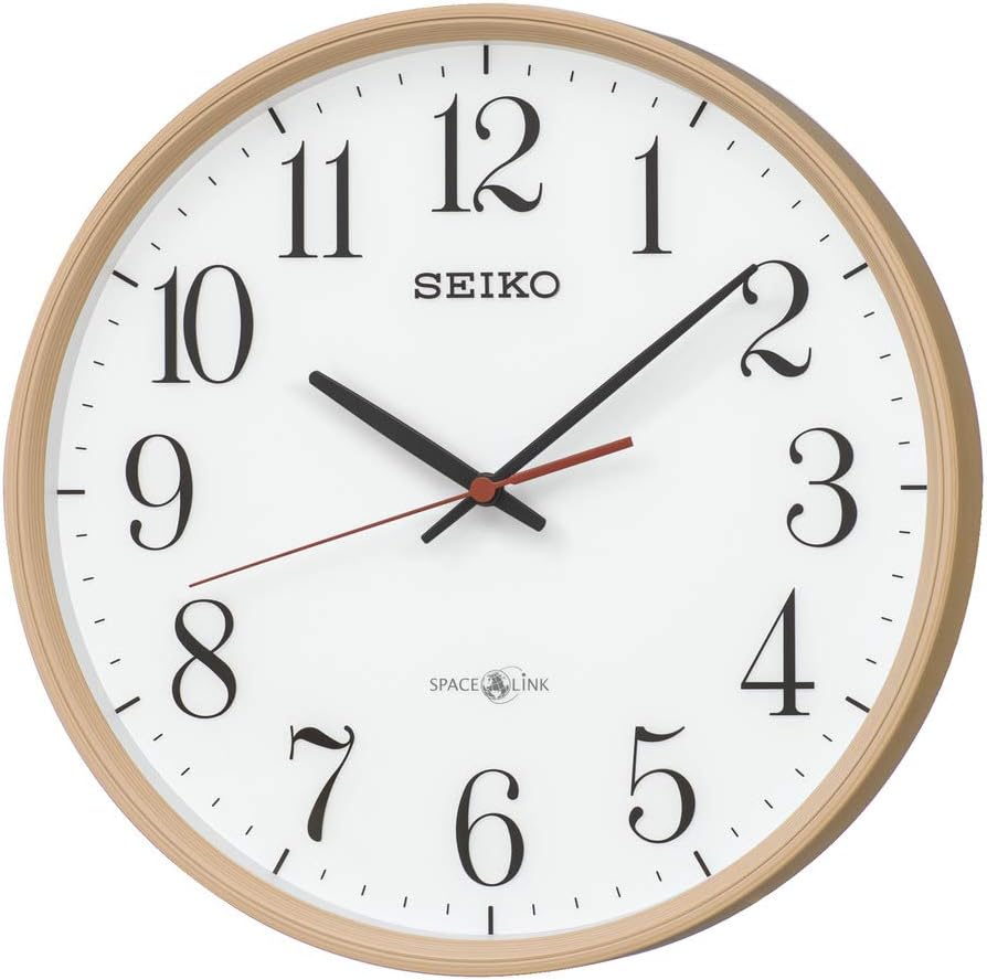 Reloj de pared SEIKO GP220A de madera clara con tecnología GPS