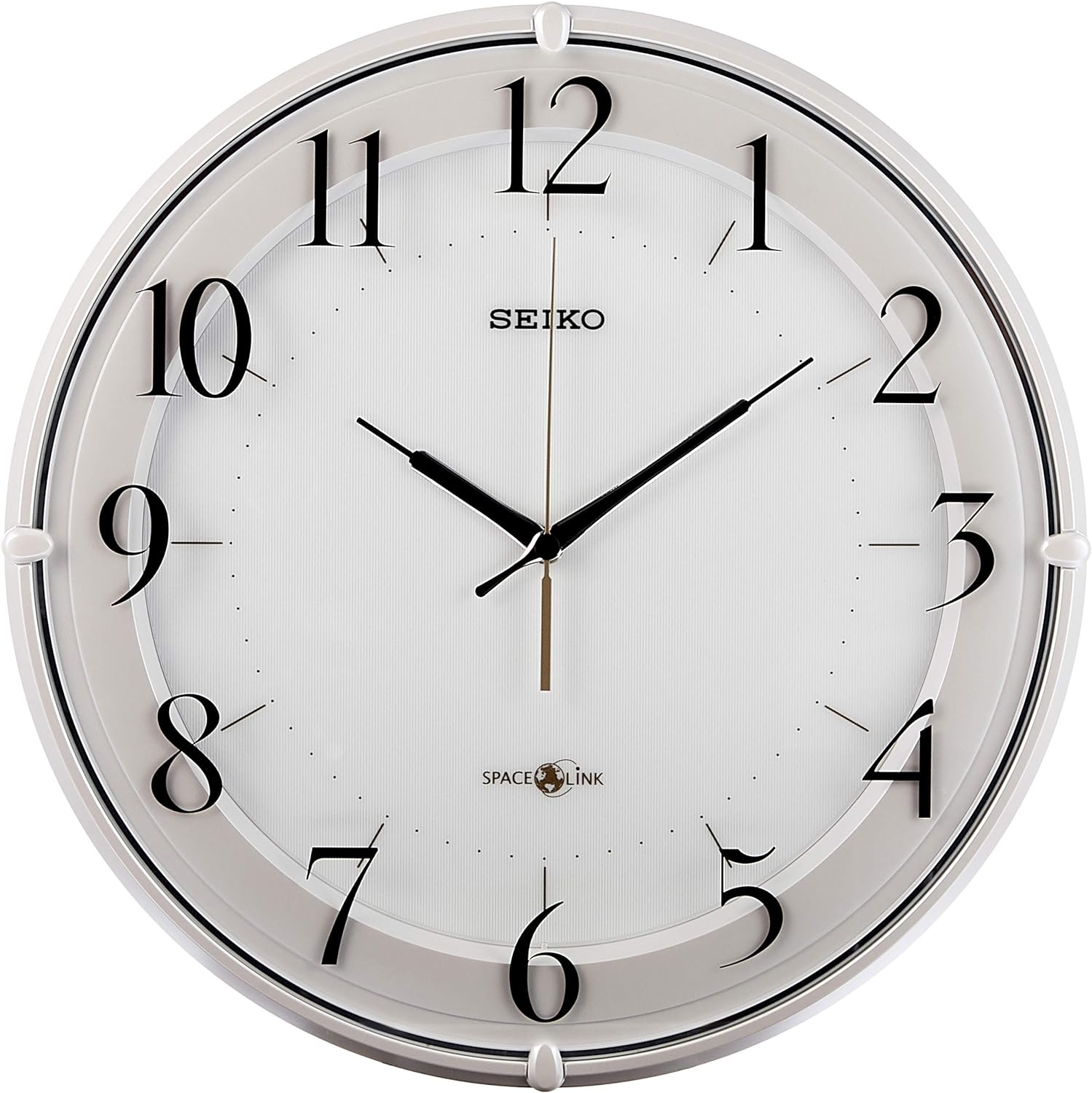 Reloj de pared Seiko GP216W con diseño moderno y tecnología satelital